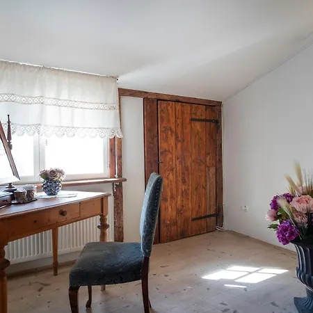 Rataskaevu Boutique - 7 Unique * Ταλίν