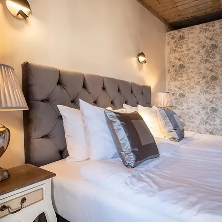 Rataskaevu Boutique - 7 Unique Tallinn