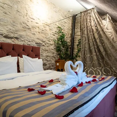 Rataskaevu Boutique - 7 Unique Ταλίν