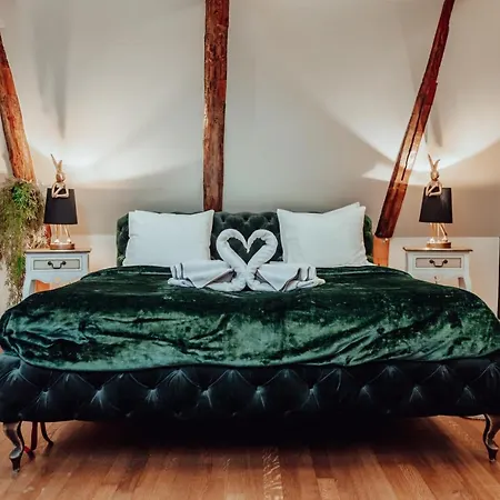 Rataskaevu Boutique - 7 Unique تالين