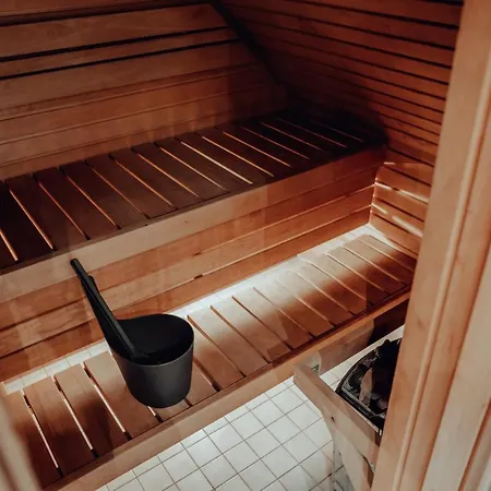 Rataskaevu Boutique - 7 Unique * Tallinn