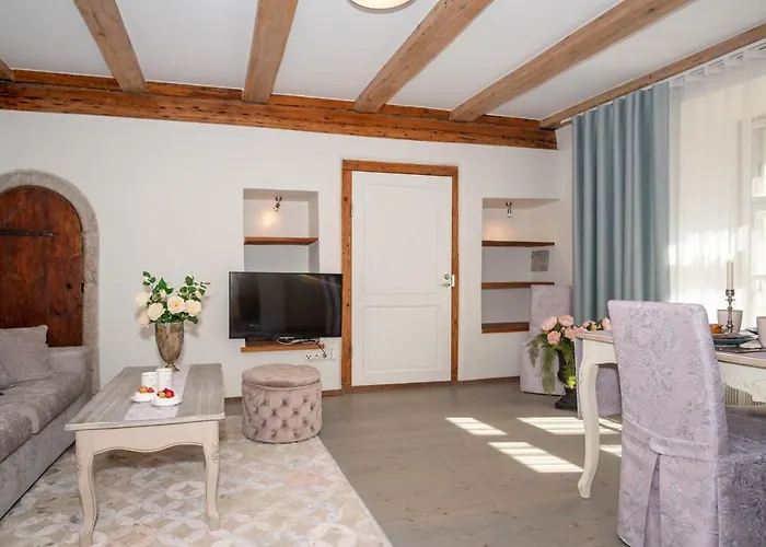 Rataskaevu Boutique - 7 Unique Ταλίν