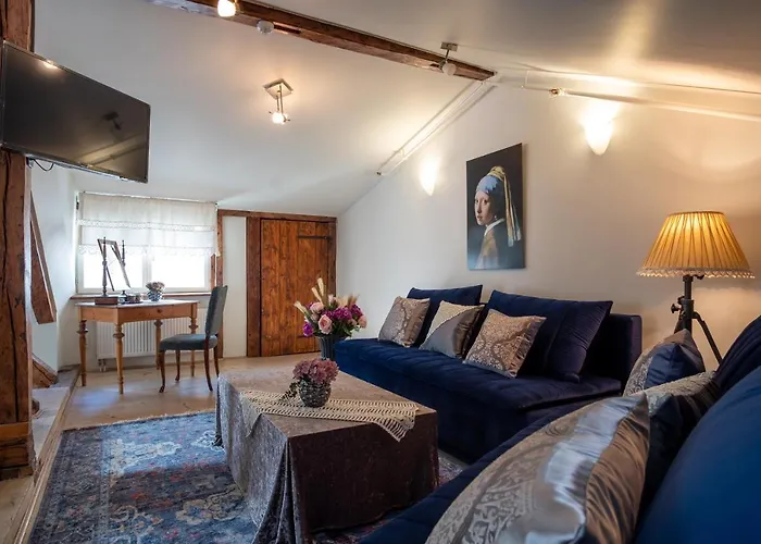 Rataskaevu Boutique - 7 Unique