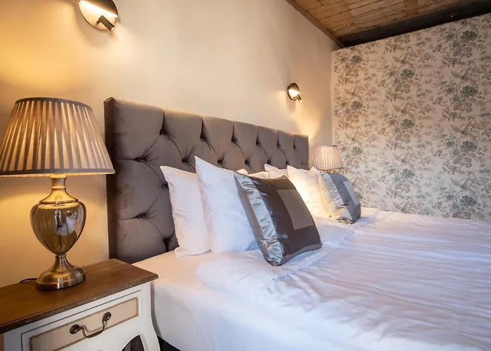 Rataskaevu Boutique - 7 Unique Tallin