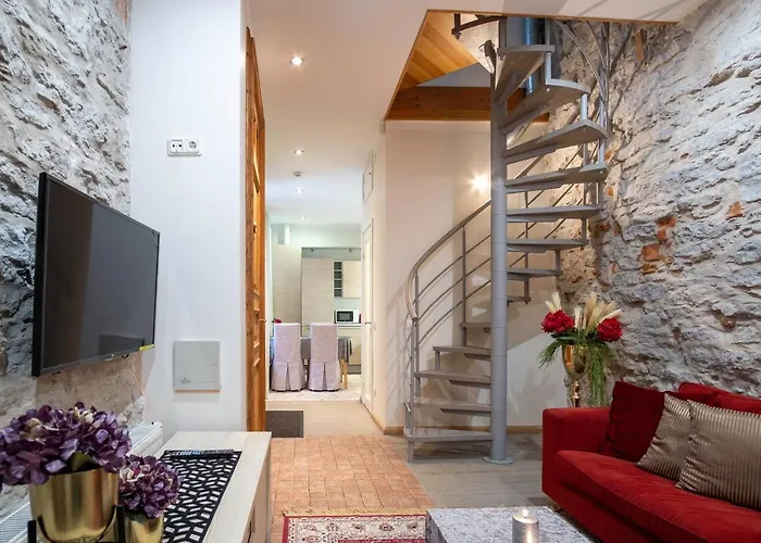 Rataskaevu Boutique - 7 Unique Apartament Tallin
