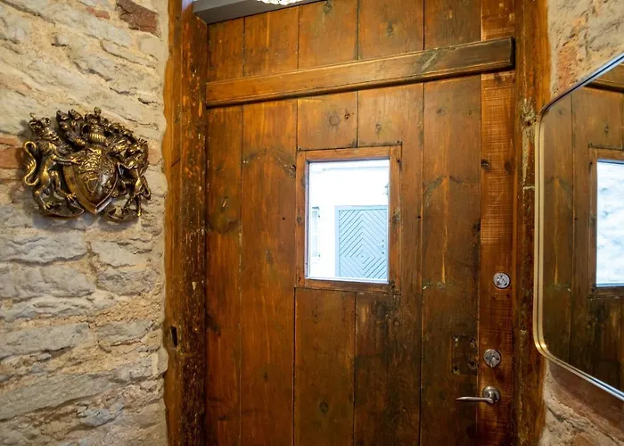 Rataskaevu Boutique - 7 Unique Lägenhet